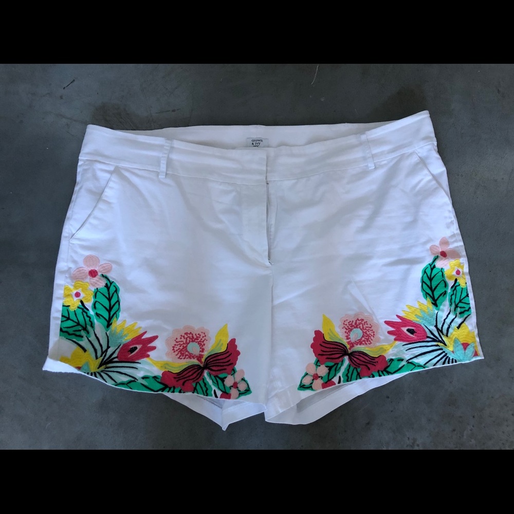 Plus size women’s shorts